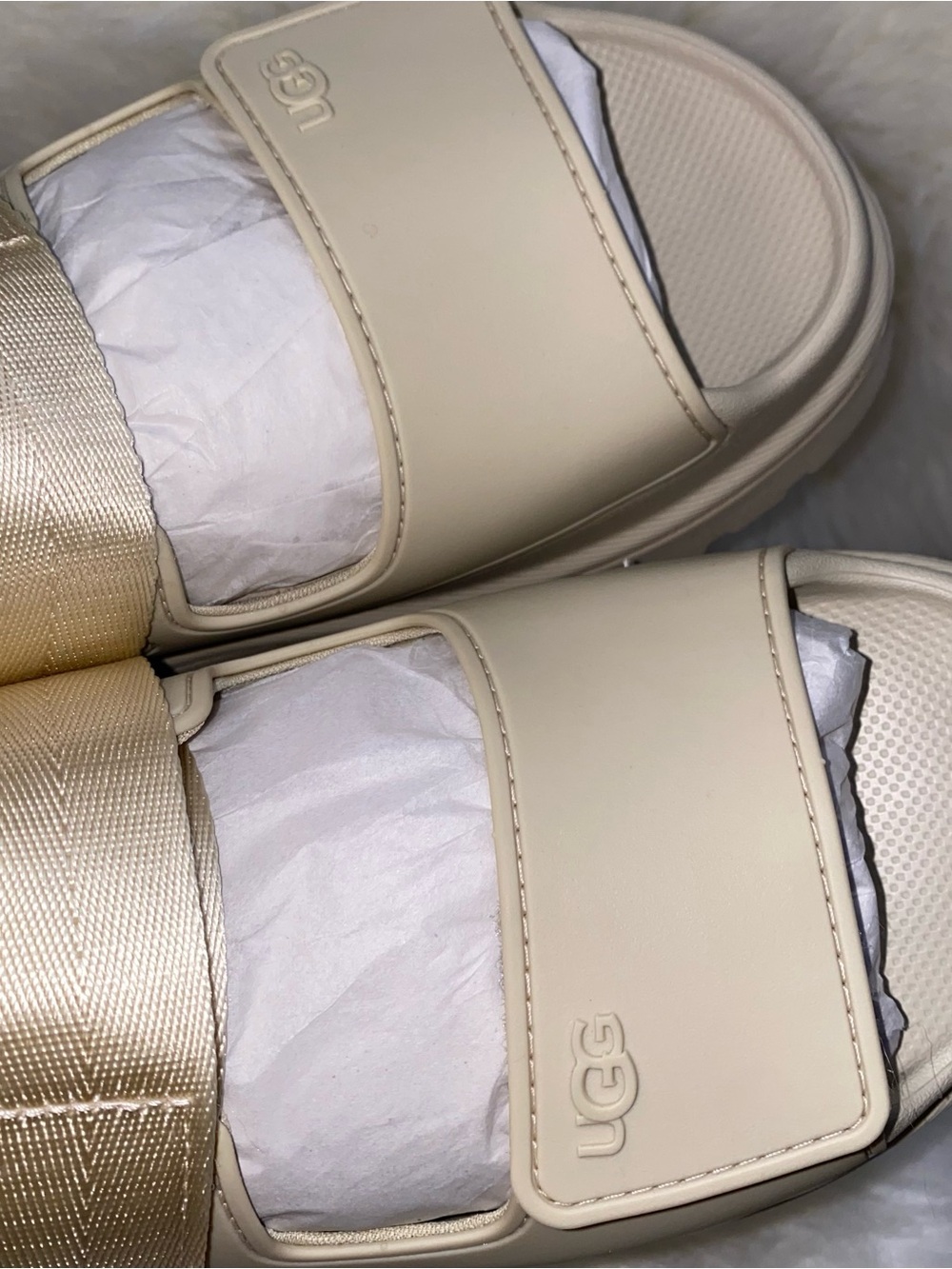 UGG Size 9 GoldenGlow woman sandals New